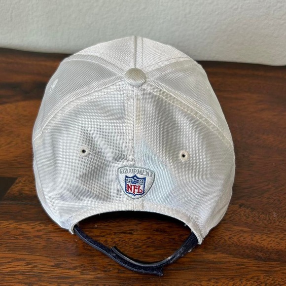 Chicago Bears NFL Adjustable Hat White / Black Hat - Picture 3 of 3